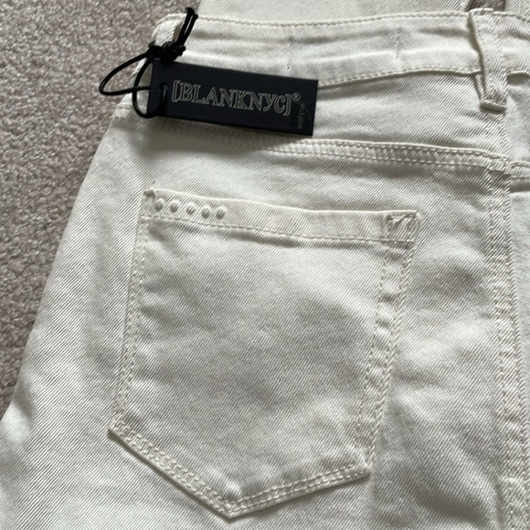 NEW BlankNYC - The Baxter straight leg off white Jean, size 29 - Picture 8 of 9